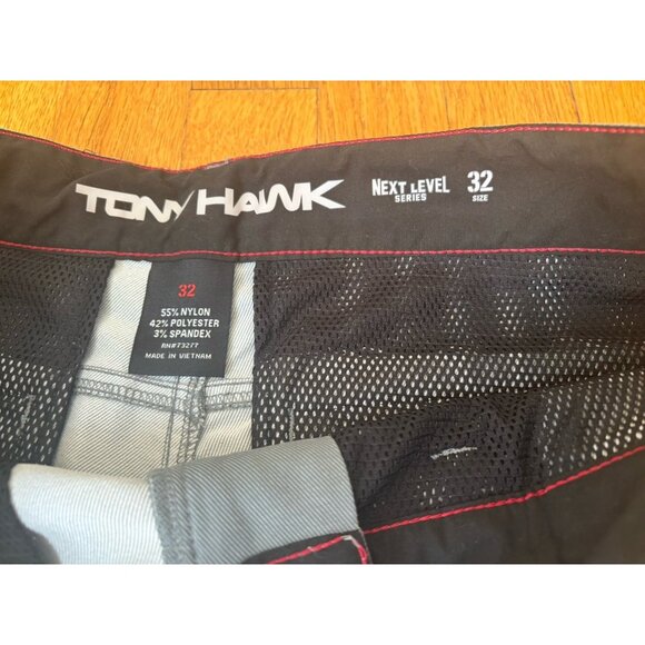 NWT Tony Hawk Mens Size 32 Next Level Series Gray Shorts Skateboard 12" Inseam - Picture 5 of 5
